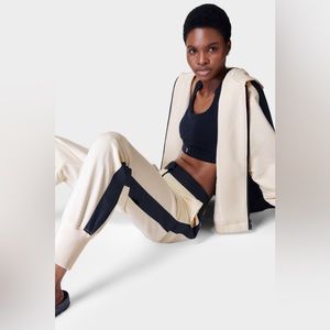 Sweaty Betty-EUC
Alabaster White Contrast-Stripe Pants - Women